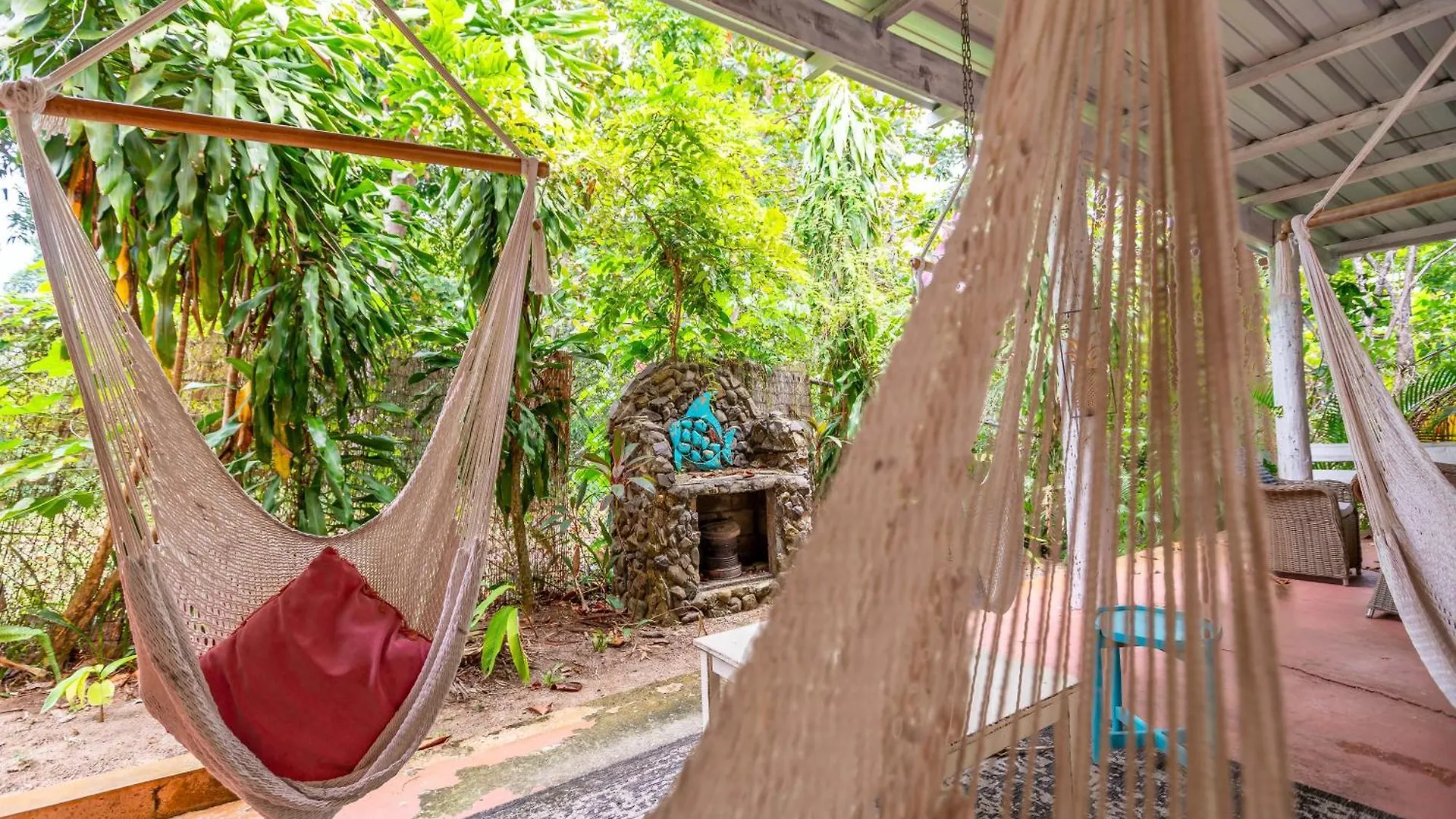 3 Bedroom Retreat In Rincon Casa Pina Suave, Rustic With Yard & Patio